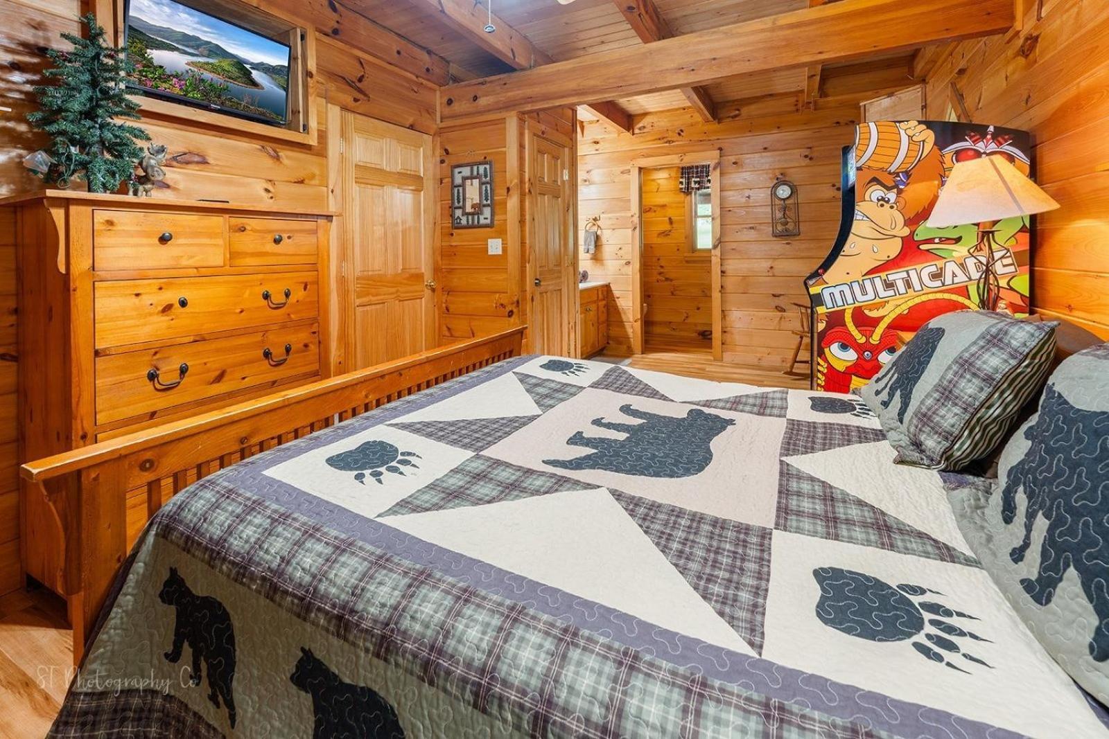 Hibernation Station Cabin เซอเวียร์วีล ภายนอก รูปภาพ