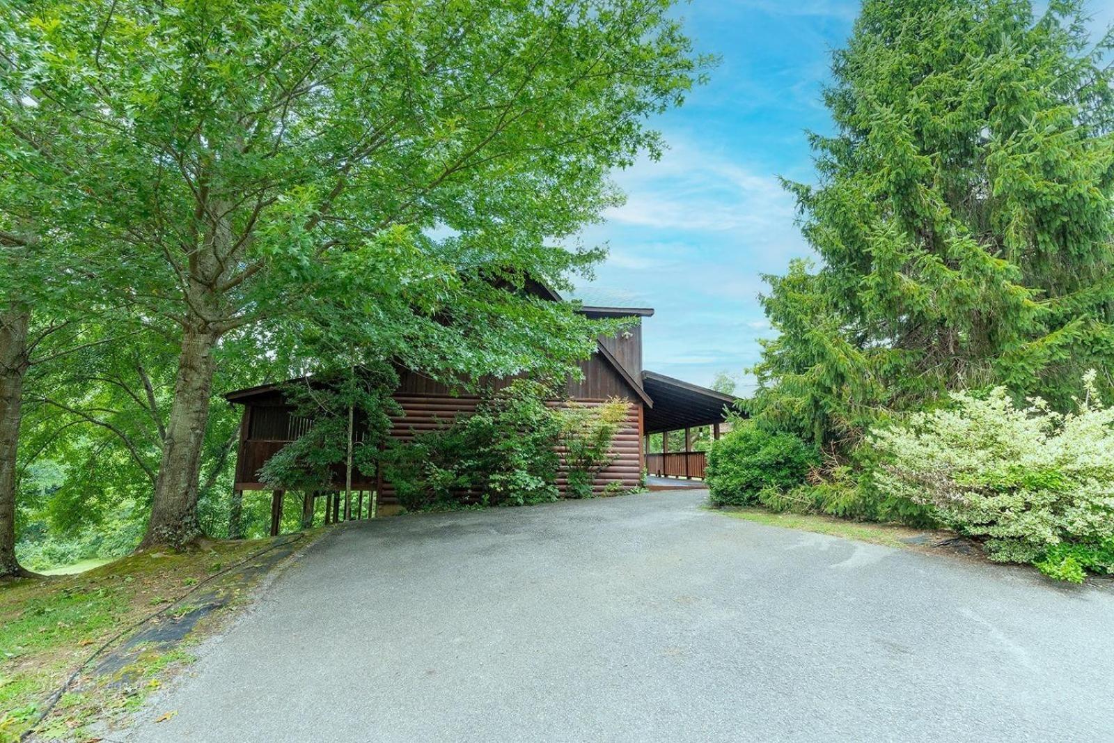 Hibernation Station Cabin เซอเวียร์วีล ภายนอก รูปภาพ