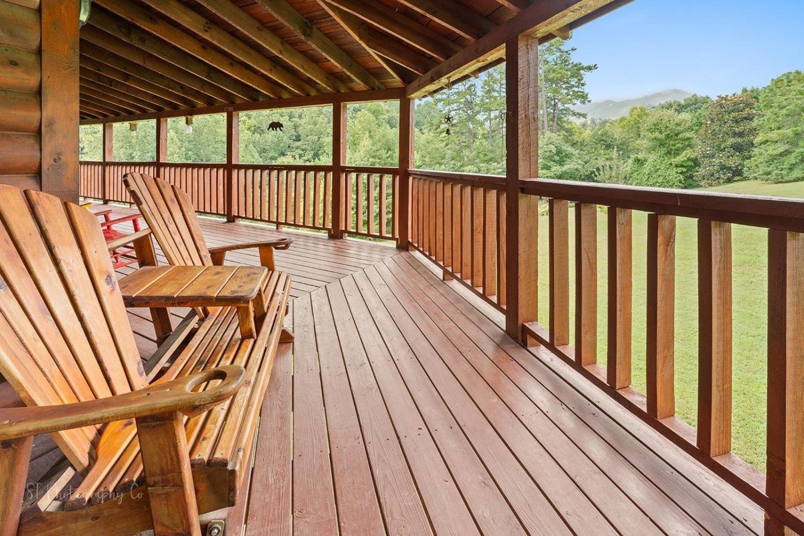 Hibernation Station Cabin เซอเวียร์วีล ภายนอก รูปภาพ