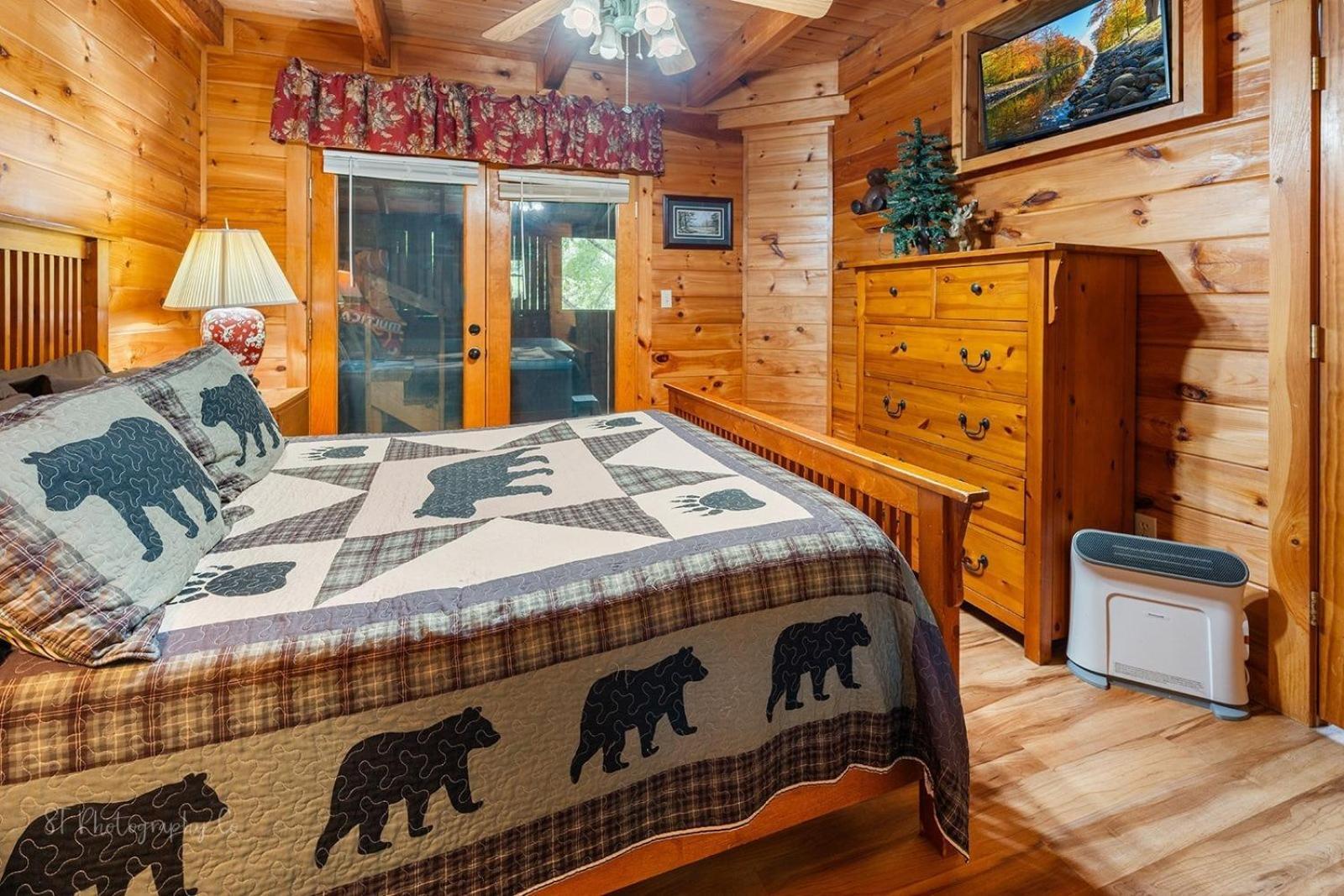 Hibernation Station Cabin เซอเวียร์วีล ภายนอก รูปภาพ